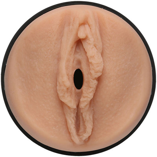 Main Squeeze - Girls of Social Media - layna.me